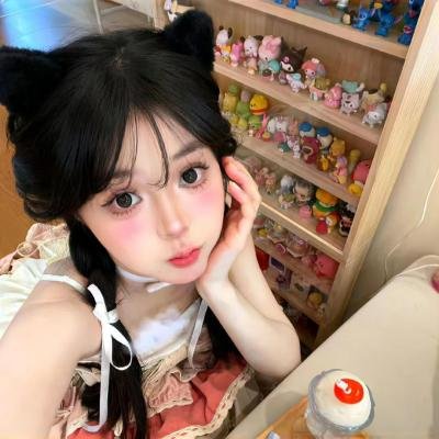 关于莉莉周的一切